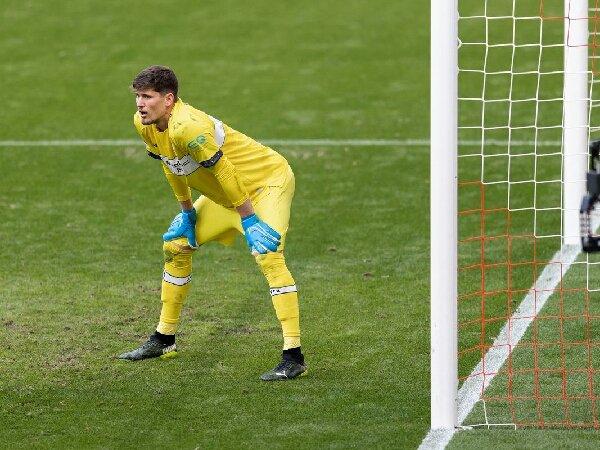 Borussia Dortmund resmi rekrut Gregor Kobel dari Vfb Stuttgart