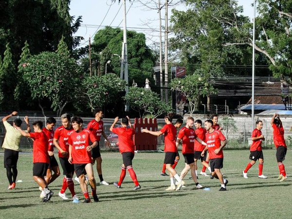 Latihan skuat Bali United