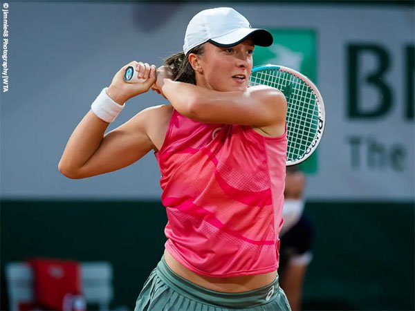 Iga Swiatek kembali ke perempatfinal French Open 2021