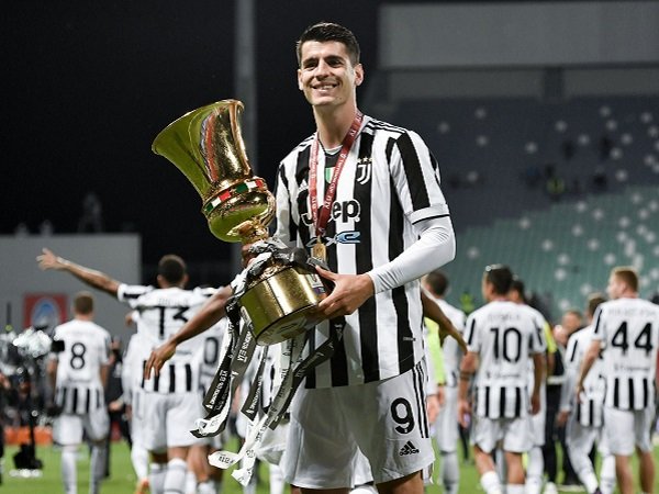 Alvaro Morata klaim masa depannya di Juventus tak berubah hanya karena Allegri kembali.