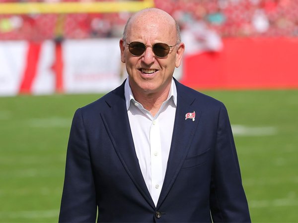 Co-chairman Manchester United, Joel Glazer.
