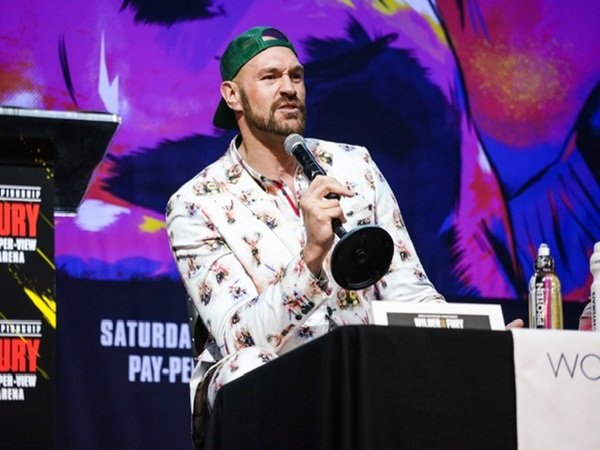 Tyson Fury menilai bahwa Deontay Wilder memiliki mental lemah