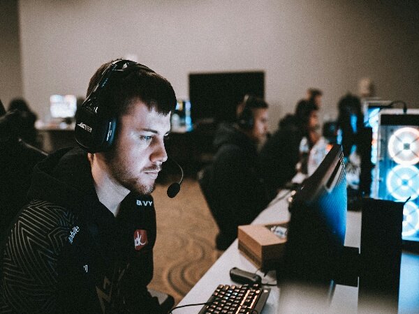 Stage 4 Major: Dallas Empire Depak OpTic Chicago ke Loser Bracket