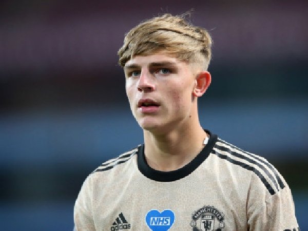 Brandon Williams dari MU jadi incaran dua klub Liga Premier