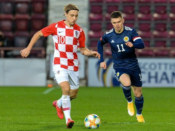 Lovro Majer jadi salah satu target Milan