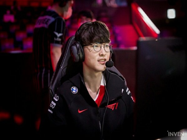 LCK Summer Split 2021: T1 Tundukkan DRX, Liiv SANDBOX Bungkam KT Rolster