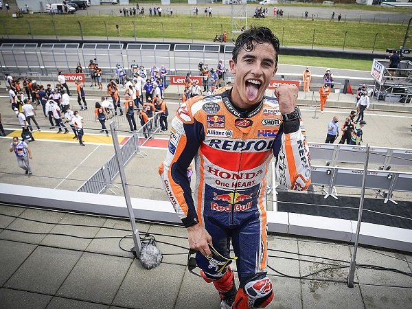 Marco Melandri terkesan dengan peningkatan performa dari Marc Marquez.