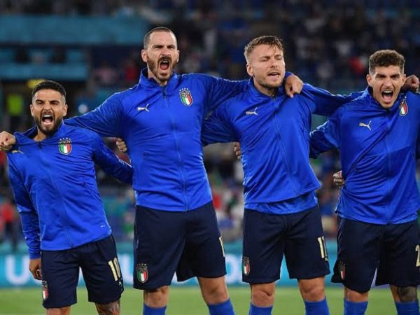 Gary Lineker harapkan para fans Inggris tidak cemooh lagu kebangsaan Italia.