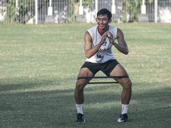 Bek muda Bali United, Komang Tri kecewa dengan penundaan Liga 1