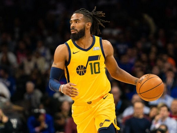 Utah Jazz enggan biarkan Mike Conley dibajak oleh tim lain.