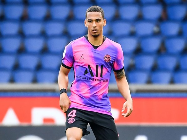 Bek Paris Saint-Germain, Thilo Kehrer.