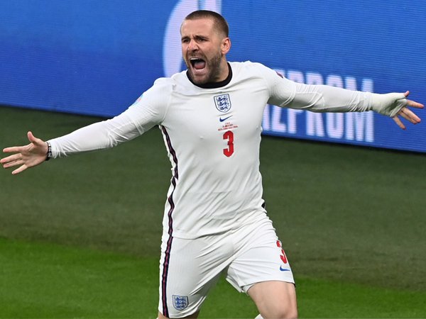 Bek kiri timnas Inggris, Luke Shaw.