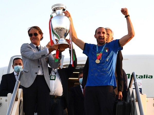 Giorgio Chiellini dedikasikan trofi Piala Eropa 2020 kepada Davide Astori.