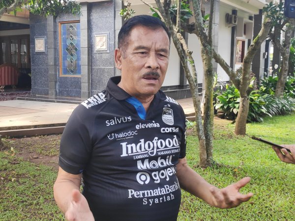 Komisaris Persib, Umuh Muchtar