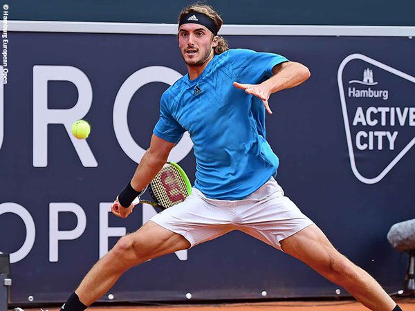 Stefanos Tsitsipas kembali ke perempatfinal di Hamburg