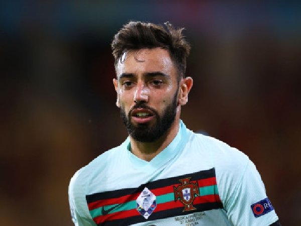 Gelandang MU, Bruno Fernandes, perpendek liburan untuk latihan bersama Boavista