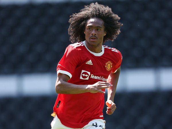 Winger Manchester United, Tahith Chong.