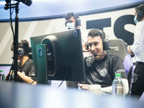 LCS Summer 2021: TSM Kembali Tempel Ketat 100T di Puncak Klasemen