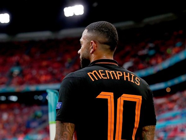 Memphis Depay minta fans Barcelona memanggilnya dengan nama depan saja.