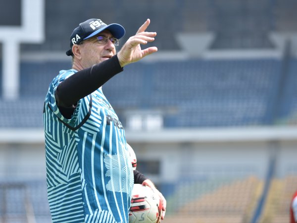 Pelatih Persib, Robert Rene Alberts