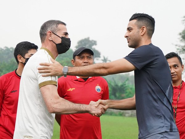 Otavio Dutra (kanan) bersama Angelo Alessio
