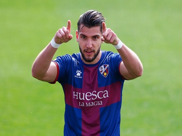 Atletico Madrid incar Rafa Mir