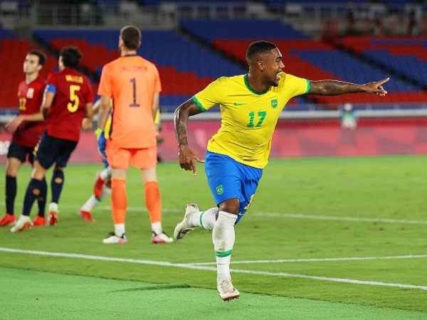 Brasil bawa pulang medali emas dari cabor sepak bola putra Olimpiade Tokyo.