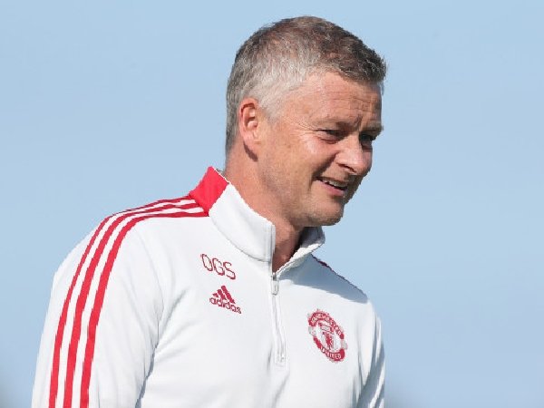 Menurut Graeme Souness, MU masih butuh striker baru