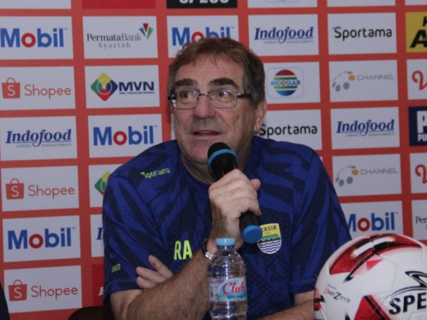 Pelatih Persib, Robert Rene Alberts
