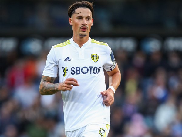 Bek Leeds United, Robin Koch.