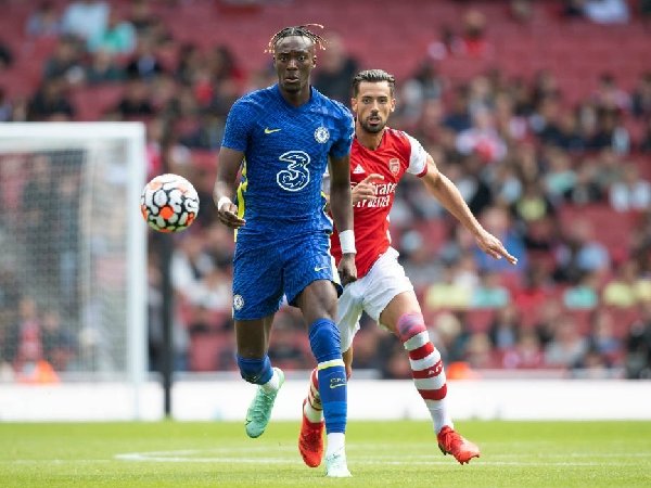 Tammy Abraham segera menyelesaikan transfer ke AS Roma