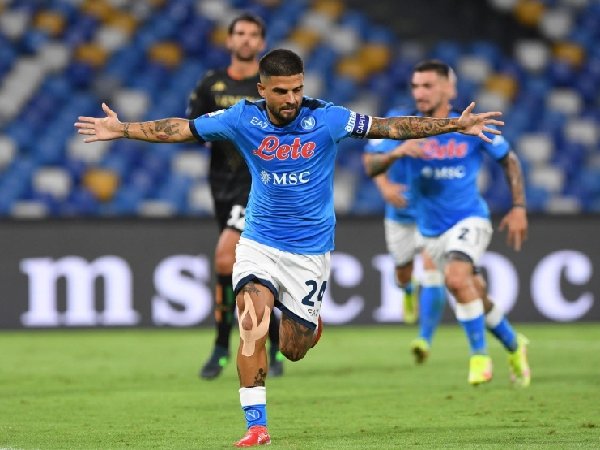 Lorenzo Insigne menyumbang satu gol di laga kontra Venezia.
