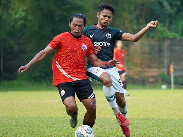 Pertandingan uji coba Persija Jakarta kontra PS Tira jelang Liga 1