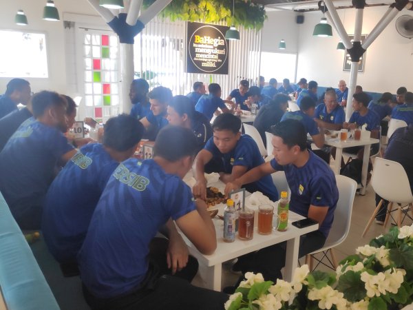 Pemain Persib menghadiri undangan Umuh Muchtar