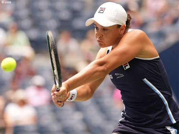 Ashleigh Barty atasi perlawanan Vera Zvonareva di US Open 2021