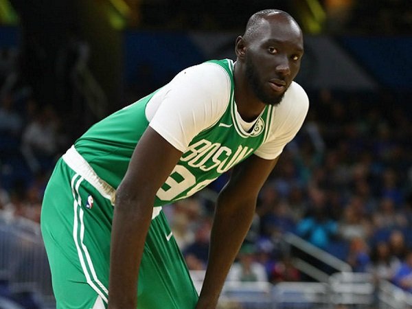 Tacko Fall telah dikabarkan merapat ke Cleveland Cavaliers.