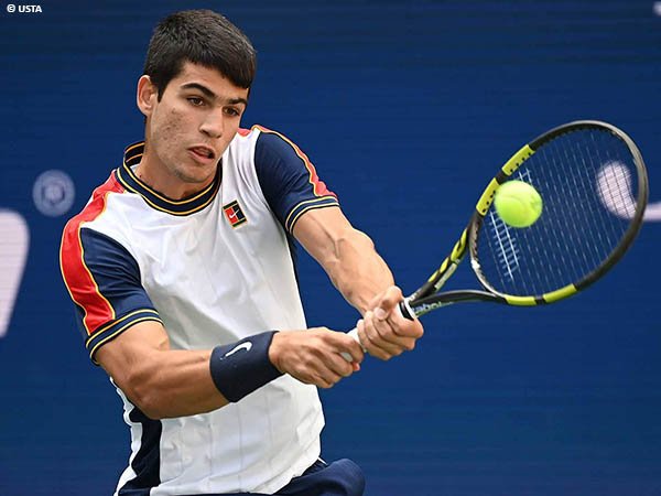 Carlos Alcaraz pupuskan harapan Stefanos Tsitsipas di US Open 2021