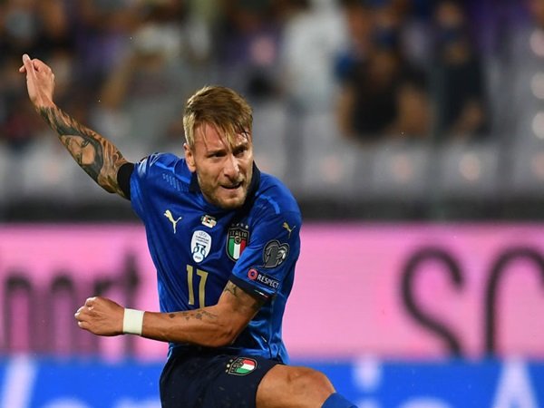 Mancini beri pembelaan untuk Immobile