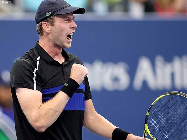 Botic van de Zandschulp tembus perempatfinal di US Open 2021