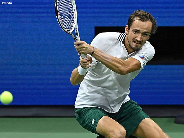 Daniil Medvedev kembali jejakkan kaki di perempatfinal US Open 2021