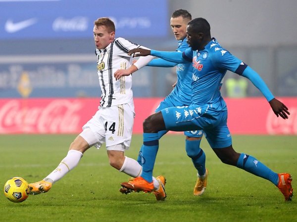 Juventus melawat ke kandang Napoli untuk laga lanjutan Serie A.