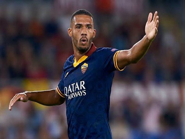 Juan Jesus semasa masih membela AS Roma / via Getty Images