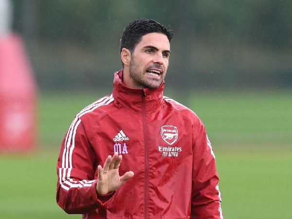 Mikel Arteta menekankan pentingnya vaksinasi Covid-19