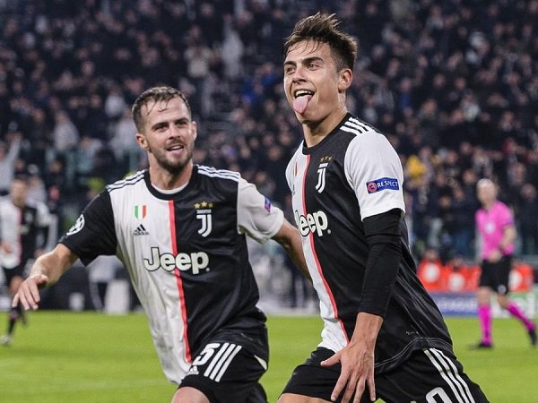 Miralem Pjanic pilih Paulo Dybala ketimbang Cristiano Ronaldo dan Lionel Messi.