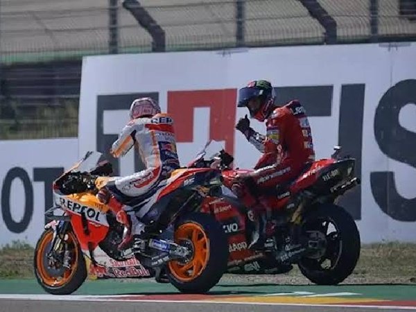 Marc Marquez lihat kemiripan antara Bagnaia dan Dovizioso.