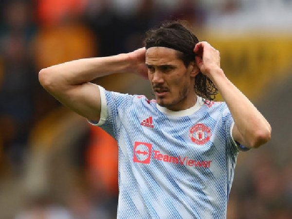 Solskjaer ingin Edinson Cavani segera kembali bela MU