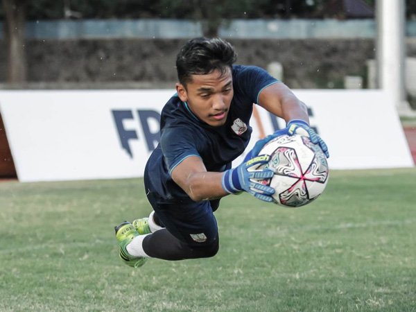 Pancar Nur Widiastono resmi bergabung Persis Solo