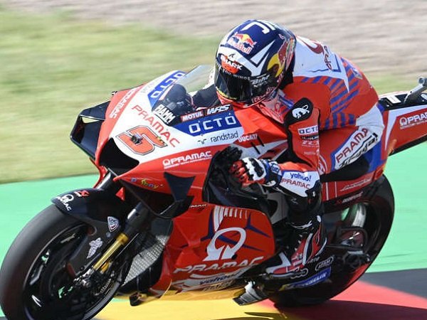 Hasil mengejutkan dibuat Pramac Racing, Johann Zarco.