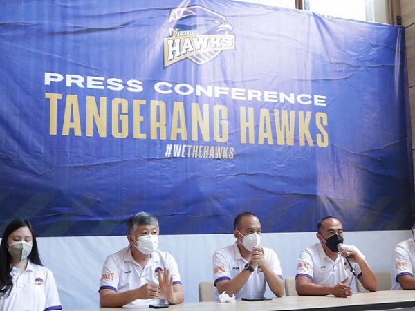 Tangerang Hawks saat melakukan konferensi pers. (Images: IBL)