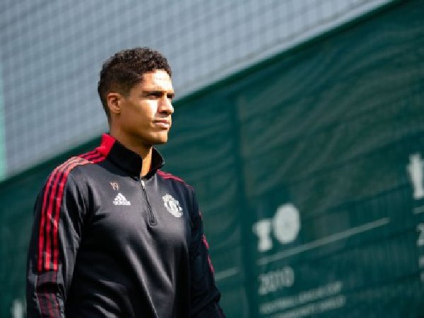 Raphael Varane ungkap peran Solskjaer dan Pogba dalam transfernya ke MU